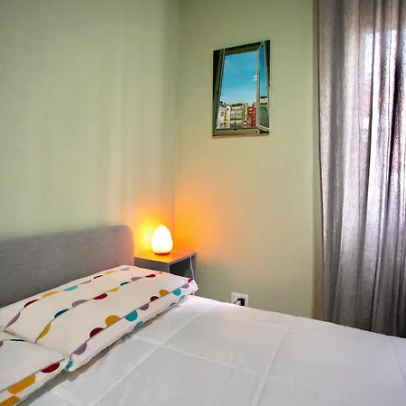 Cozy One-bedroom In * Milan